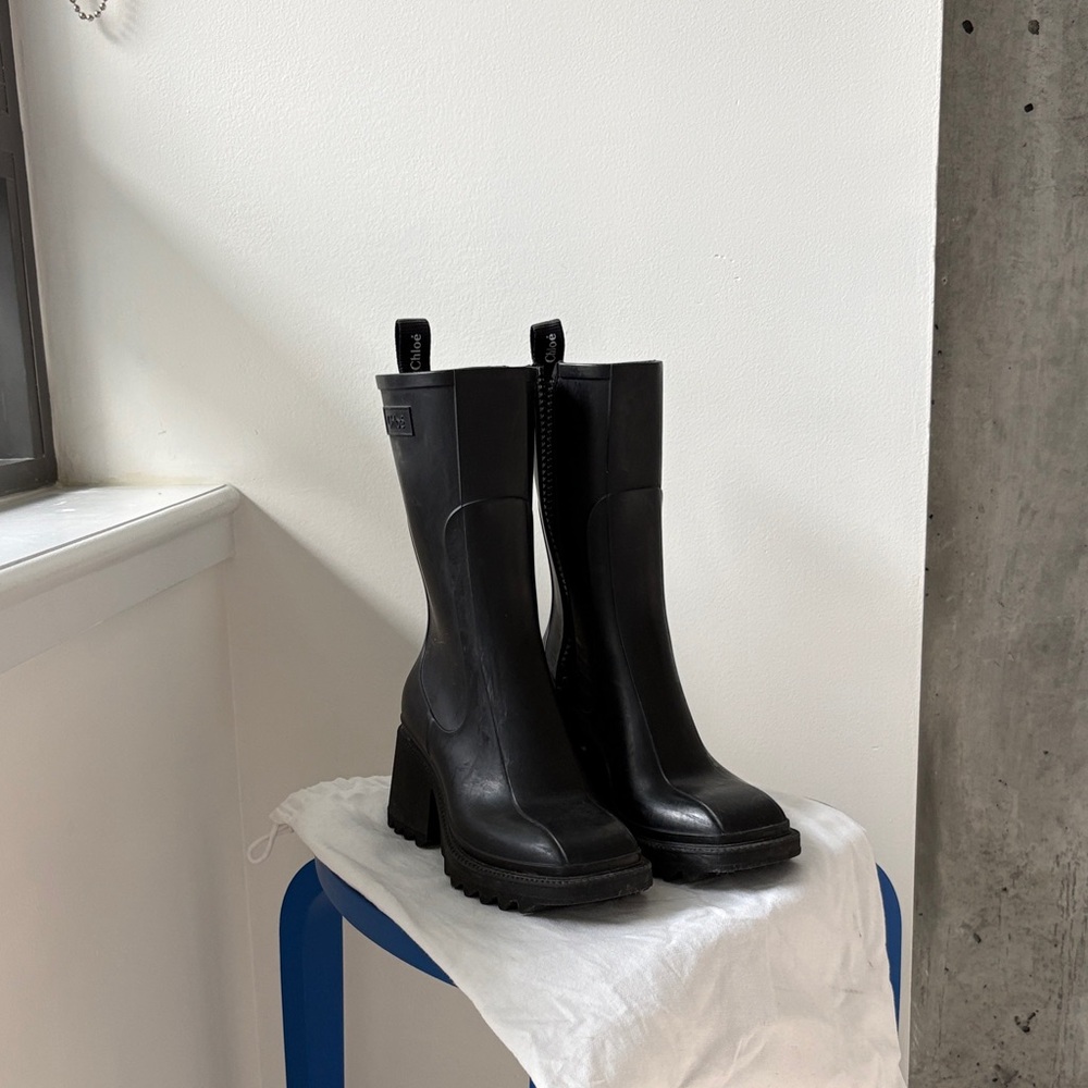 Chloe Black Heeled Boots